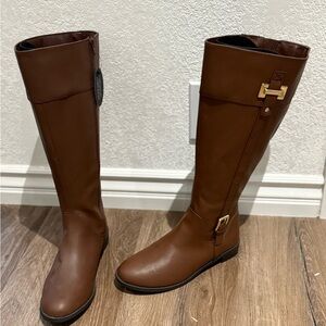 Anne Klein Brown Boots Equestrian Style